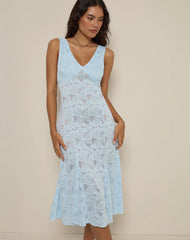 Valea Midi Dress in Zinnia Lace Blue
